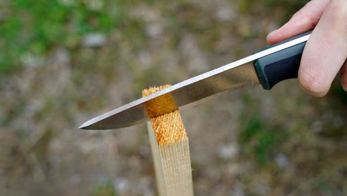 バトニングナイフ　刃長