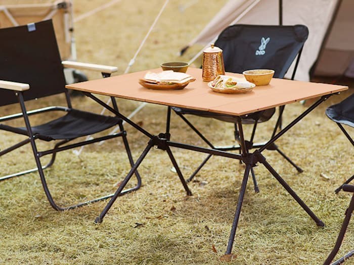 DODジミニーテーブルはおしゃれで軽量！サイズ感もちょうど良い！｜ノマドキャンプ