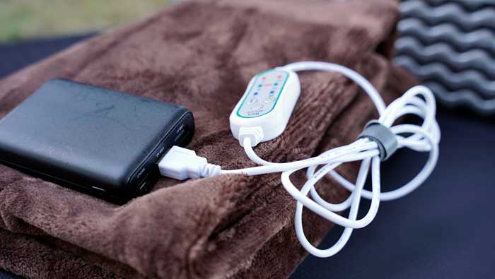 USB電気毛布　キャンプ